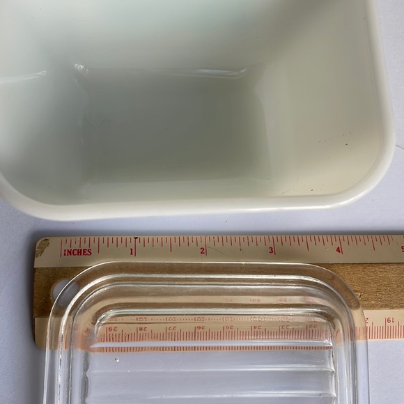 Vintage Pyrex Amish butterprint refrigerator dish 501 1 1/2cu… - Picture 10 of 16